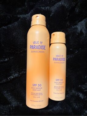 Isle of Paradise Sunscreen Mists in Peach-Orange